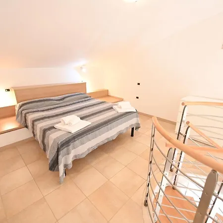 Aba Village Aparthotel 3*