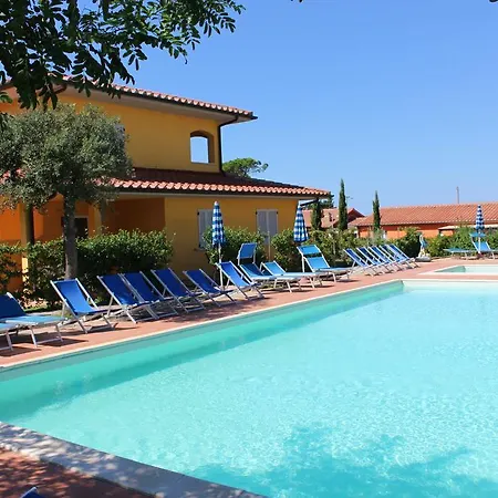 Aba Village Aparthotel 3*