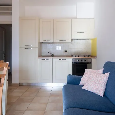 Aba Village Aparthotel 3*